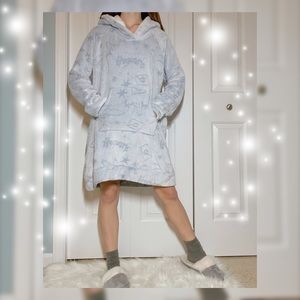 Harry Potter Hogwarts Themed Fuzzy Comfy